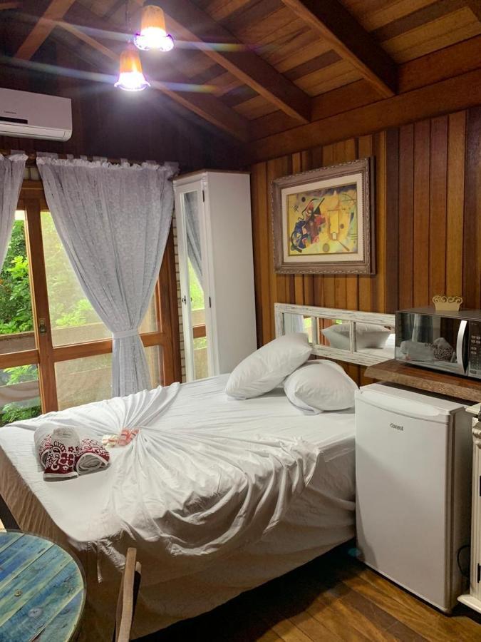 Pousada E Hostel Vale Do Rosa Praia do Rosa Zewnętrze zdjęcie